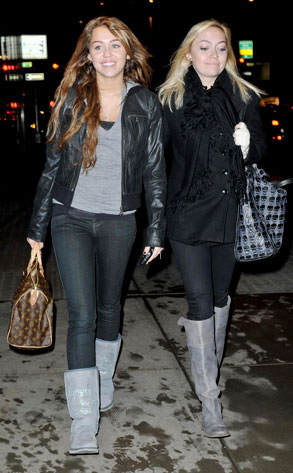 Miley Cyrus, Brandi Cyrus Miley Cyrus, Brandi Cyrus